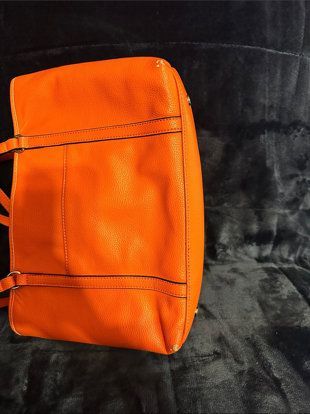 Women’s 3 Bag Bundle: Guess, Dana Buchanan & Chaps - Picture 14 of 16